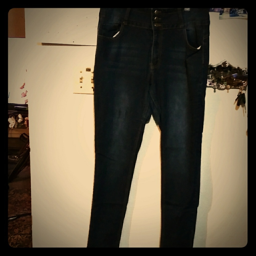 T & Y high waisted jeans
